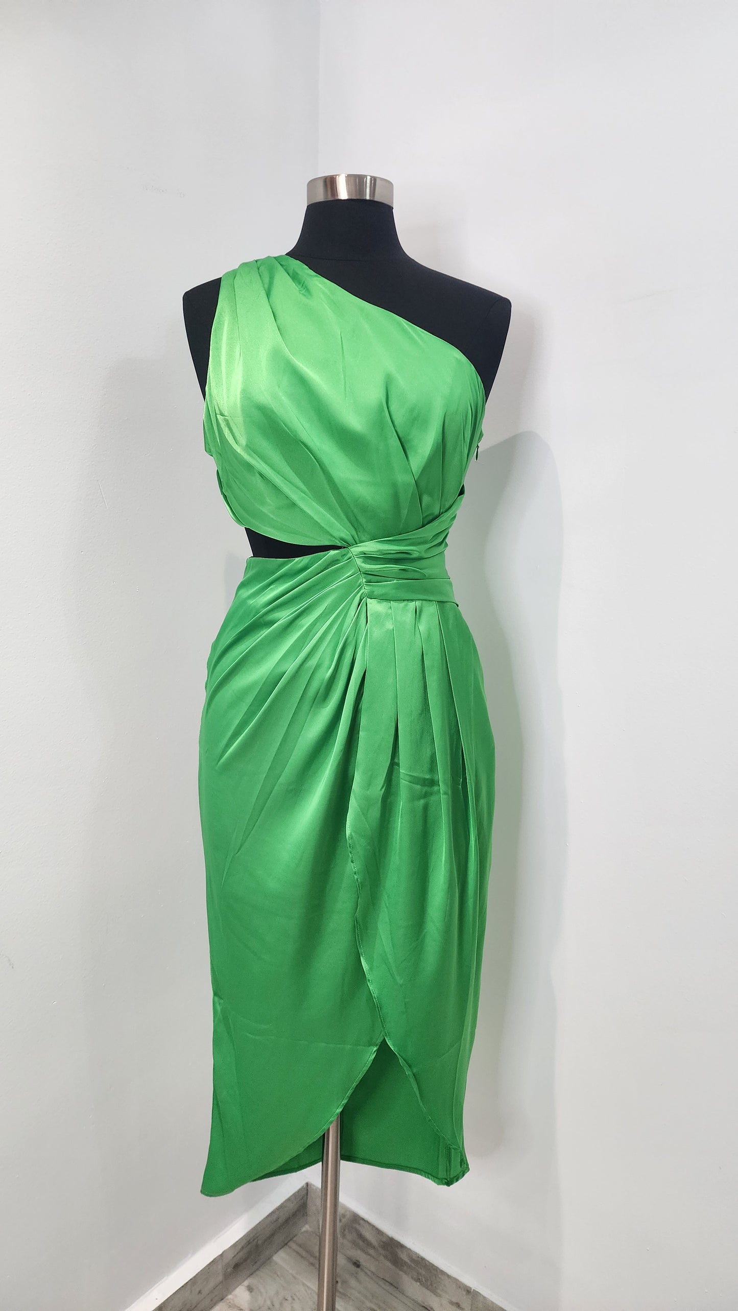 D&B Green Dress